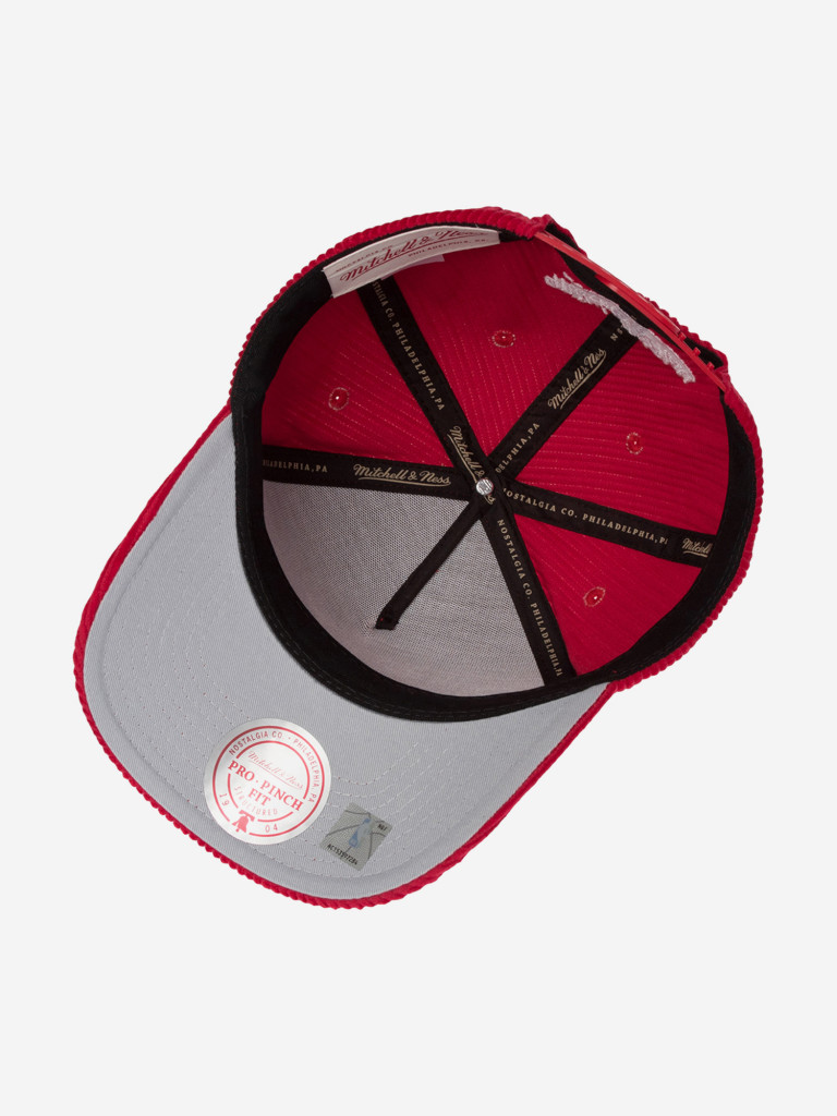 Бейсболка MITCHELL NESS HP14518-CBURED1 Chicago Bulls NBA