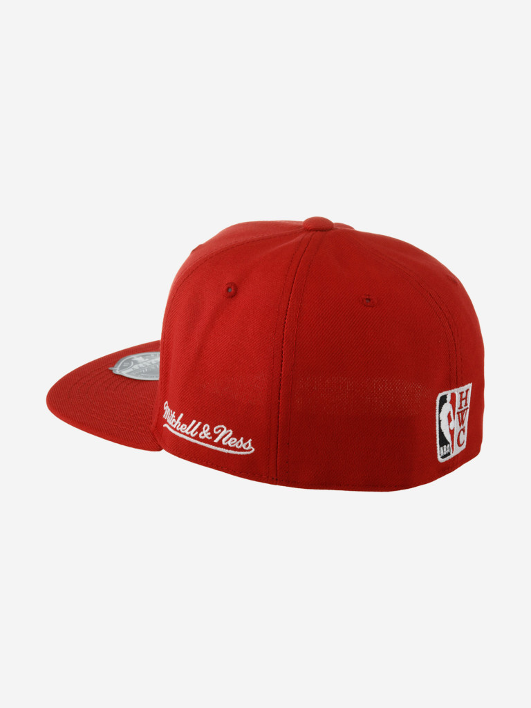 Бейсболка с прямым козырьком MITCHELL NESS HHSF4799-CBUYYPPPRED1 Chicago Bulls NBA (красный)