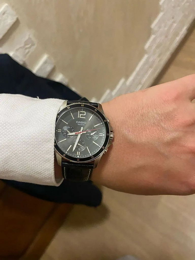 Наручные часы CASIO