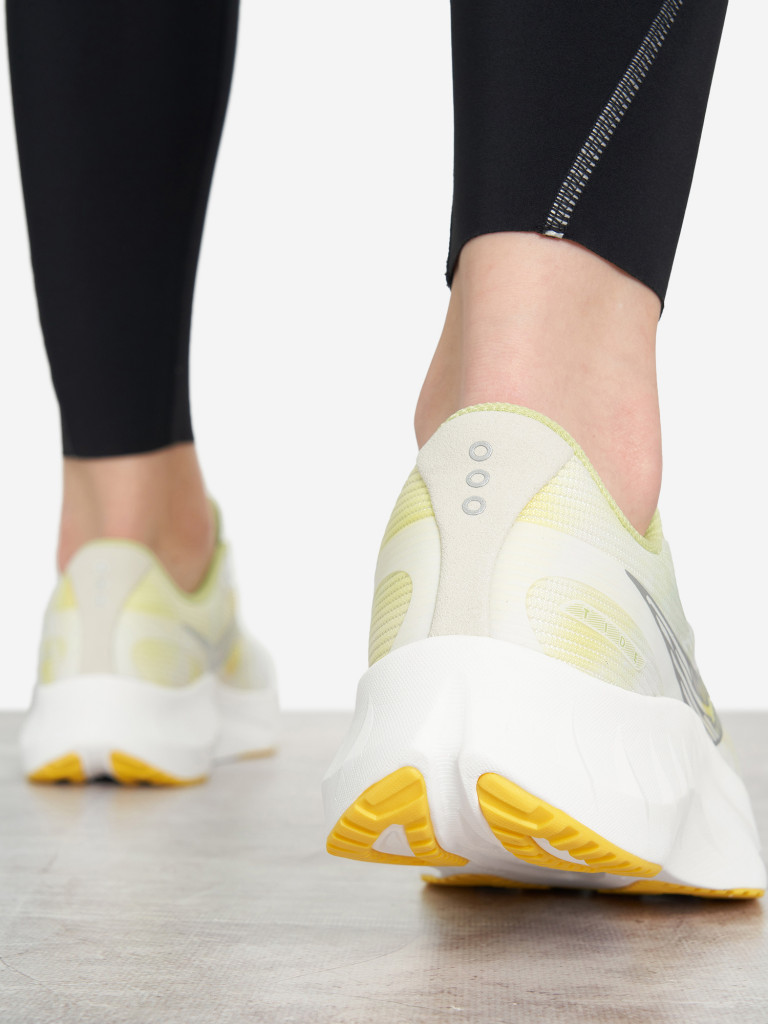 Кроссовки женские Saucony Tide 2