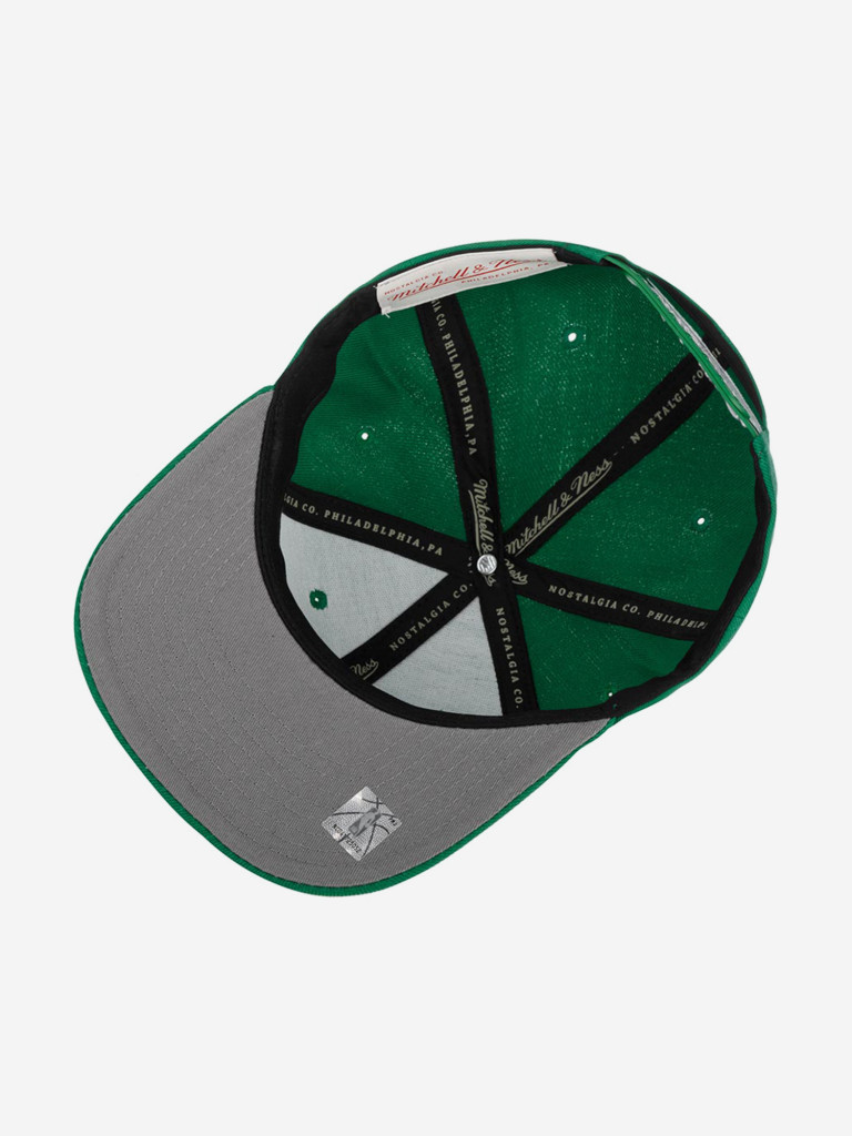 Бейсболка с прямым козырьком MITCHELL NESS HHSS3256-BCEYYPPPGREN Boston Celtics NBA