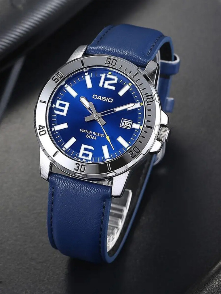 Наручные часы Casio MTP-VD01L-2B