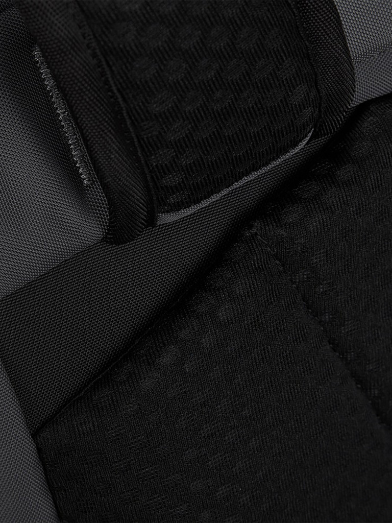 Рюкзак в ручную кладь антивор Pacsafe Venturesafe EXP45, темно-серый, 45 л.