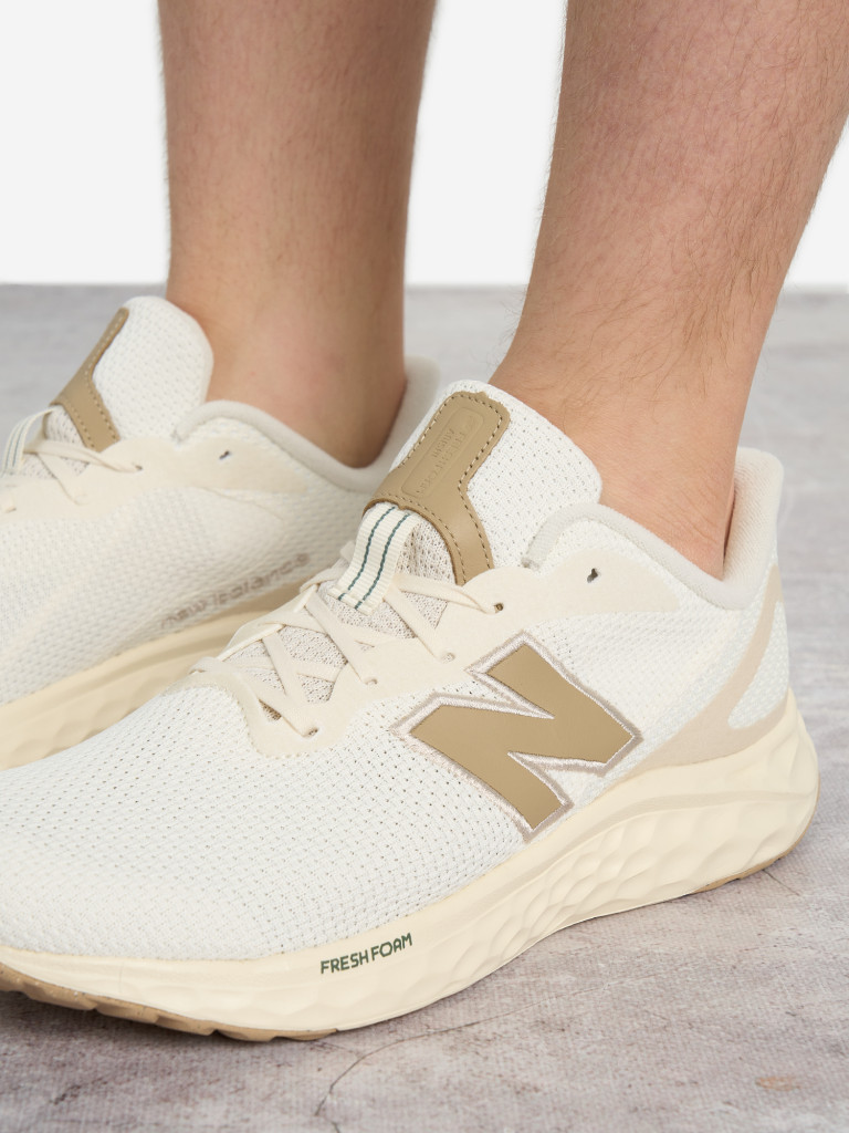 Кроссовки мужские New Balance Arishi V4