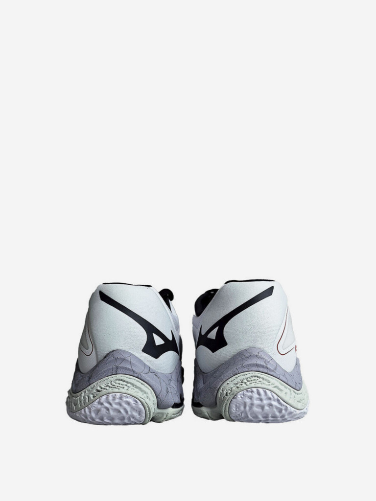 Кроссовки Mizuno Wave Lightning Z8