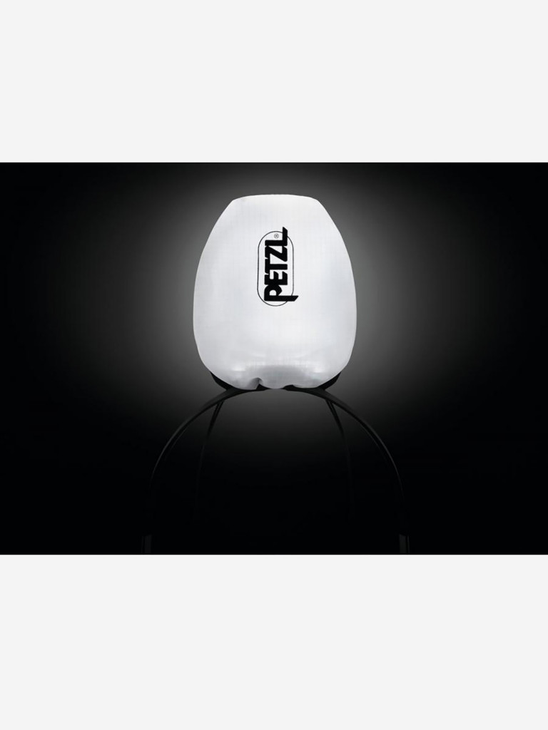Налобный фонарь Petzl IKO CORE, белый, черный