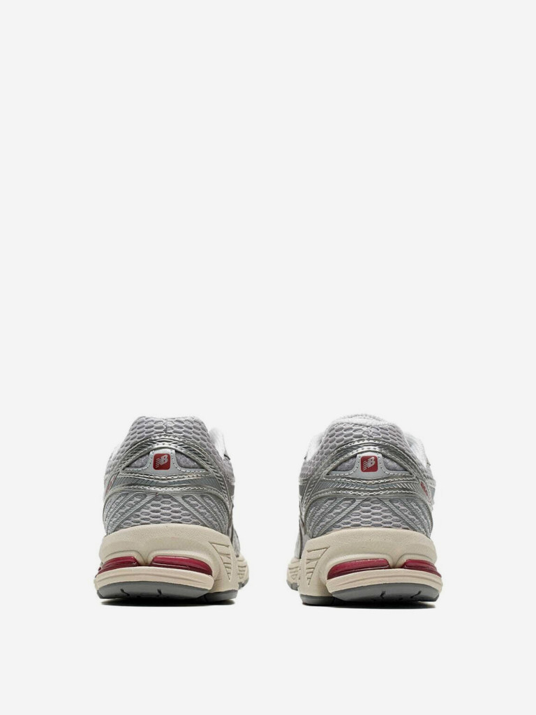 Кроссовки New Balance 860 V2