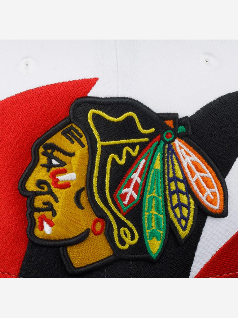 Бейсболка с прямым козырьком MITCHELL NESS 6HSSSH22088-CBHWHIT Chicago Blackhawks NHL
