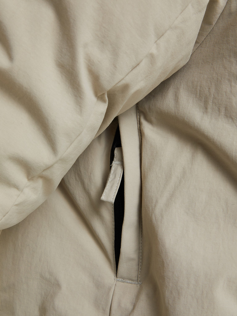 Пуховик женский Volkl