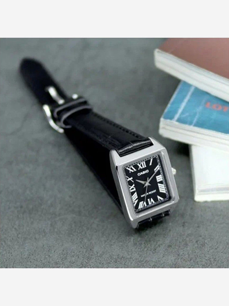 Наручные часы CASIO