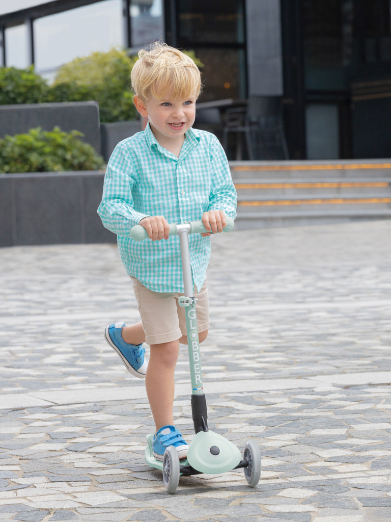 Самокат Globber JUNIOR FOLDABLE LIGHTS ECOLOGIC