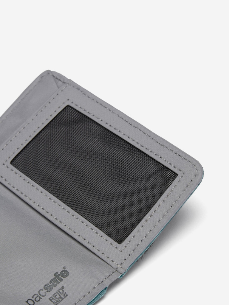 Кошелек антивор Pacsafe RFIDsafe trifold wallet, Fresh Mint