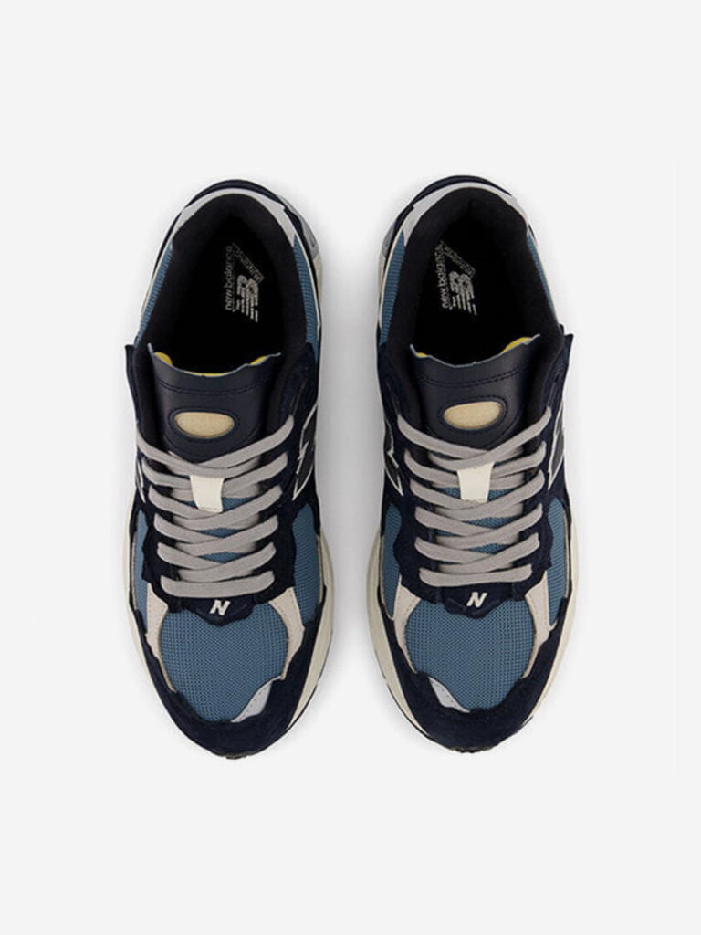 Кроссовки New Balance 2002R