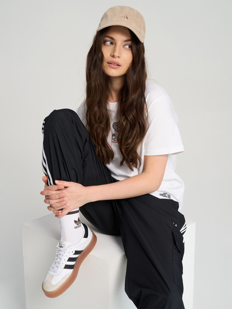 Бейсболка adidas Corduroy