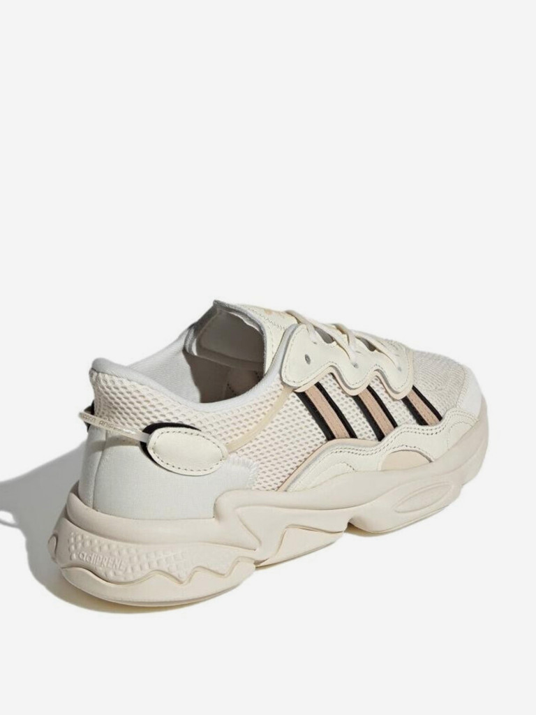 Кроссовки Adidas Ozweego