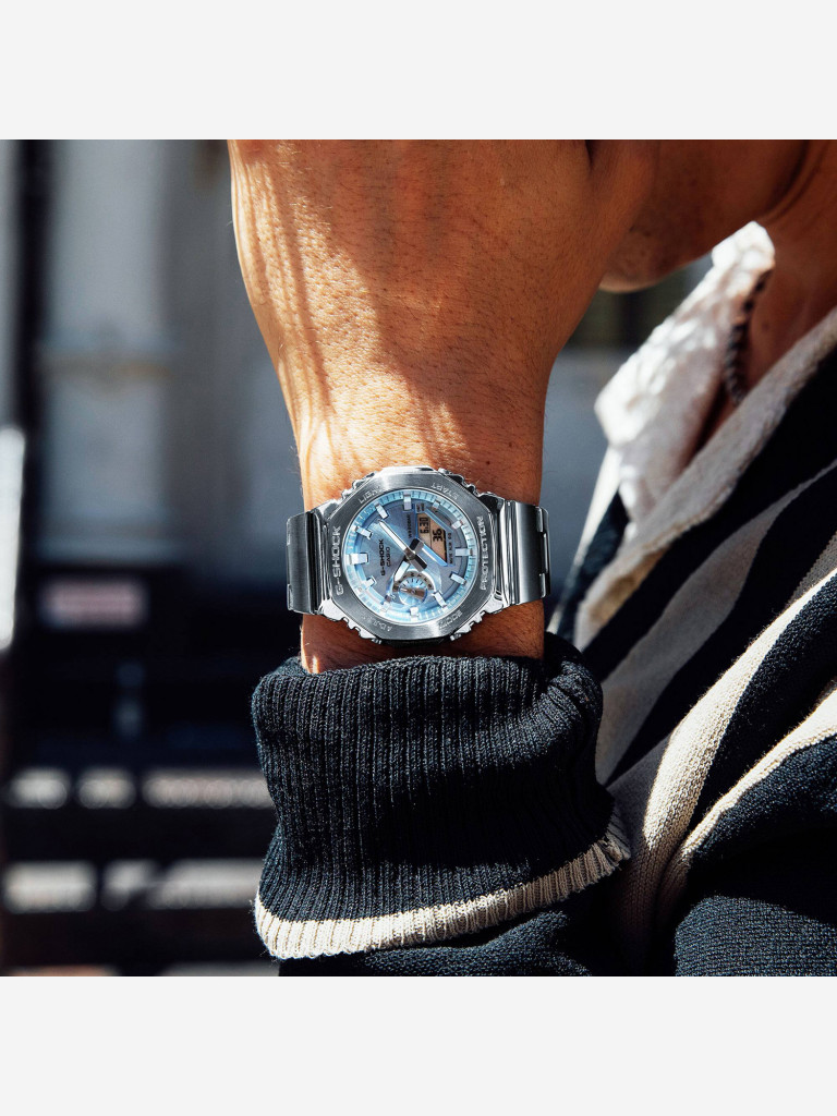 Спортивные часы CASIO G-SHOCK GM-2110D-2A