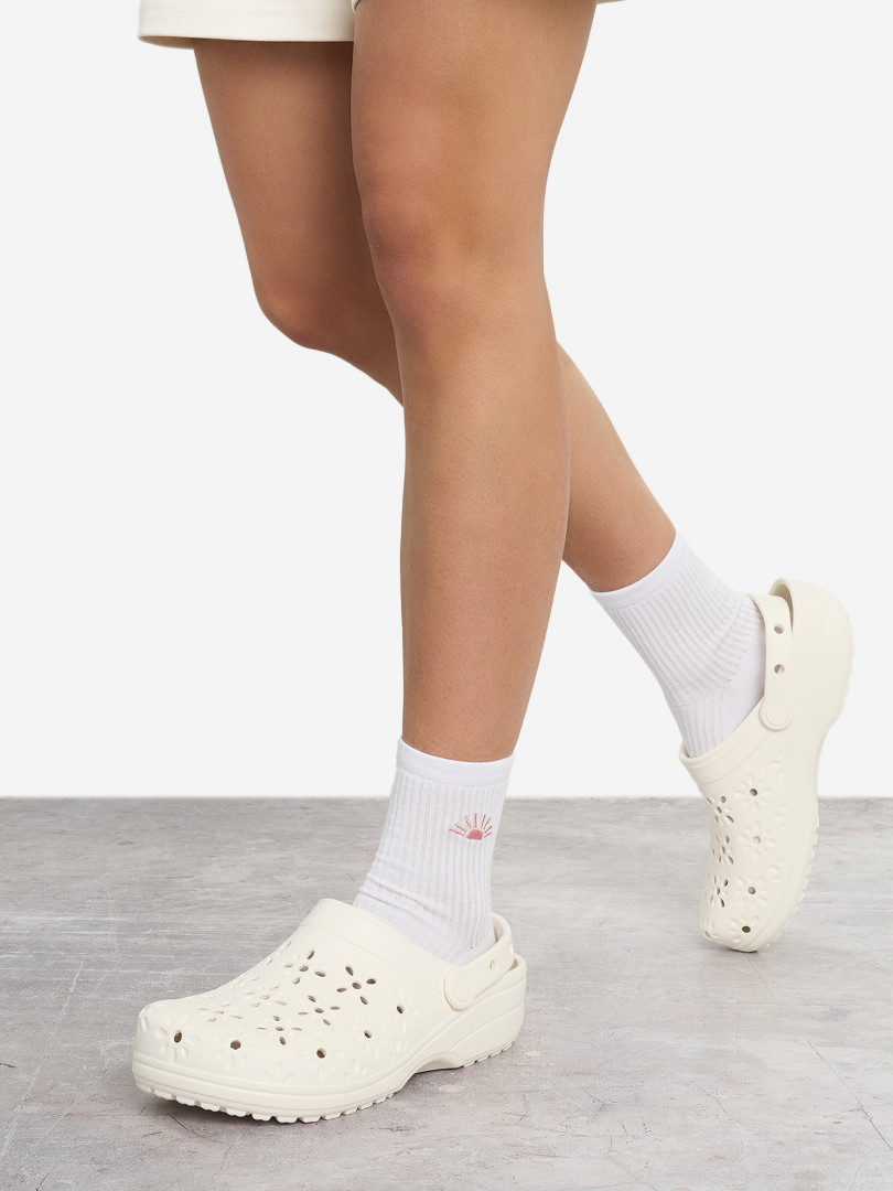 фото Сабо женские crocs classic floral cut out, белый