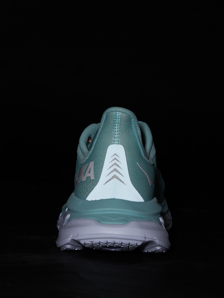 Кроссовки женские Hoka One One Clifton Edge