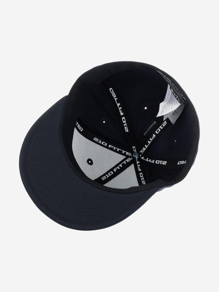 Бейсболка FLEXFIT 6210 (черный)