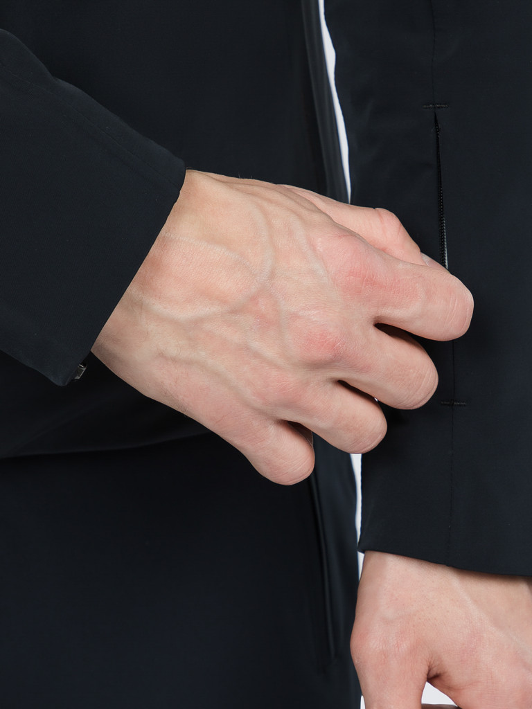 Куртка горнолыжная мужская Descente Finnder