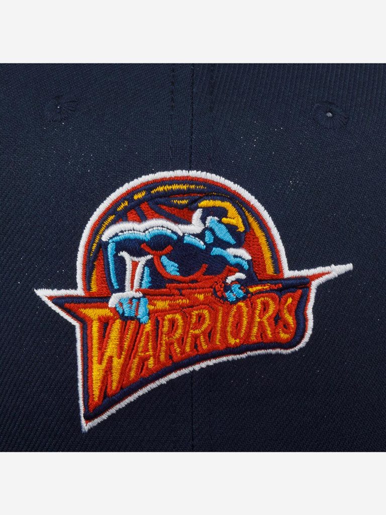 Бейсболка с прямым козырьком MITCHELL NESS HHSS5133-GSWYYPPPNAVY Golden State Warriors NBA