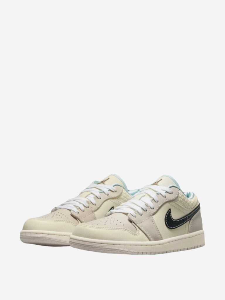 Кроссовки Jordan 1 Low Se Sanddrift Glacier Blue