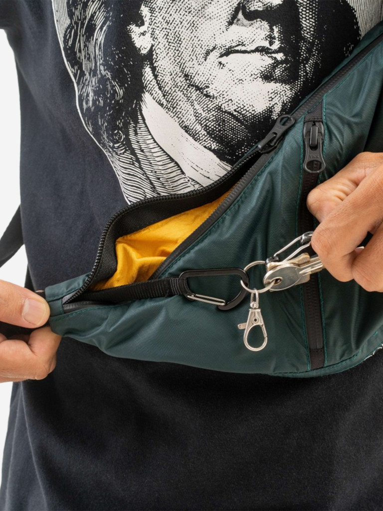 Сумка TICKET TO THE MOON sling bag Water Resistant, Green