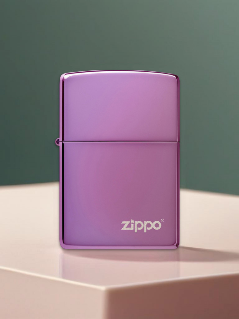 Зажигалка бензиновая ZIPPO 24747ZL Classic Logo High Polish Purple