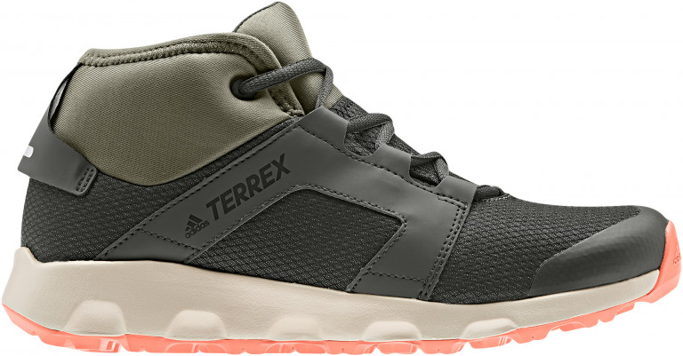 Ботинки утепленные женские adidas Terrex Voyager