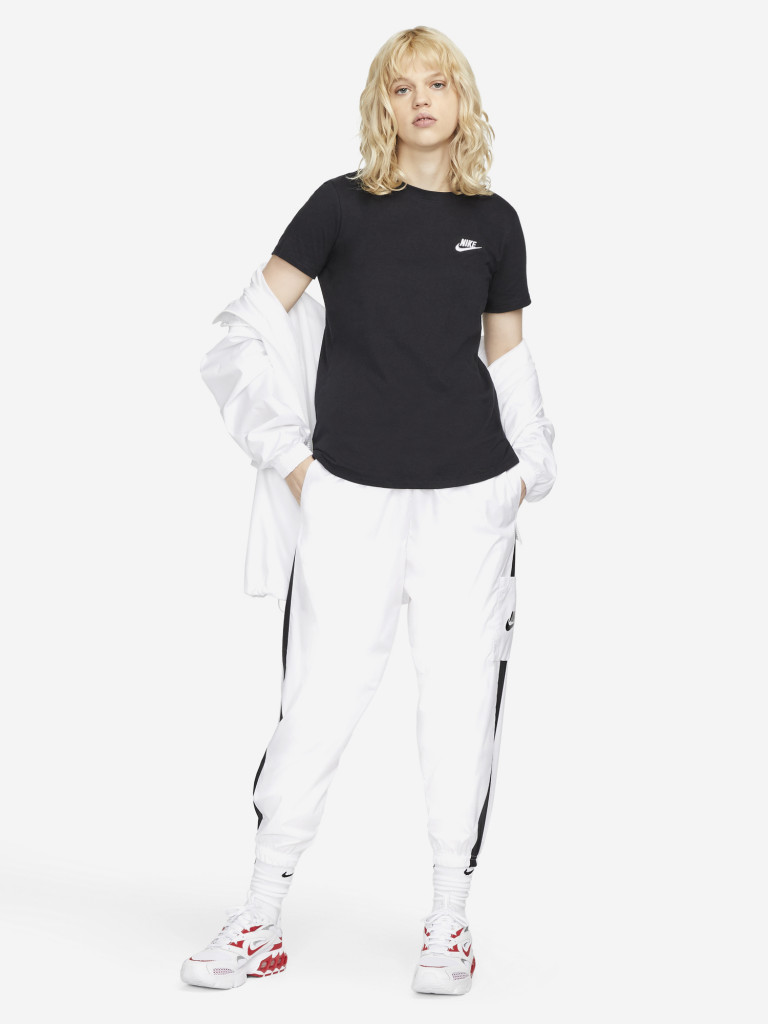 Футболка женская Nike Sportswear