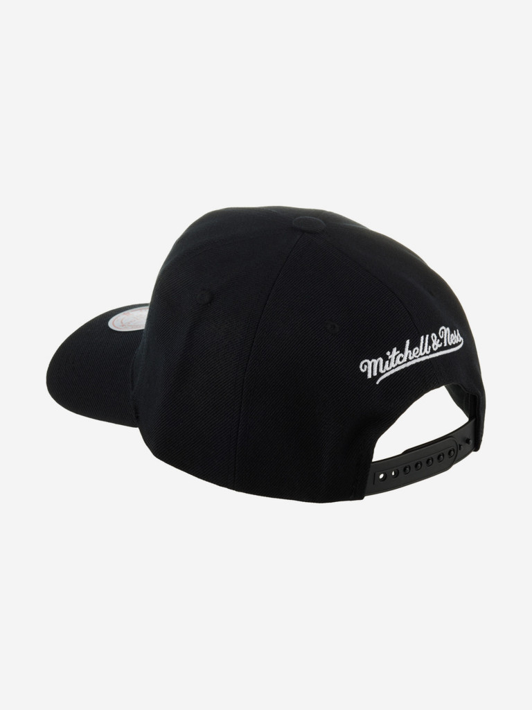 Бейсболка с прямым козырьком MITCHELL NESS HMUS6367-MNNYYPPPBLCK (черный)