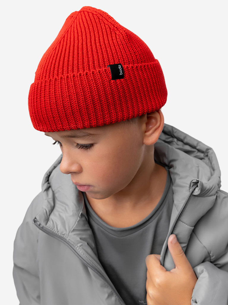 Вязанная шапка bodo