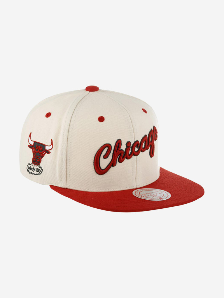 Бейсболка с прямым козырьком MITCHELL NESS 6HSSLD21077-CBUOFWH Chicago Bulls NBA
