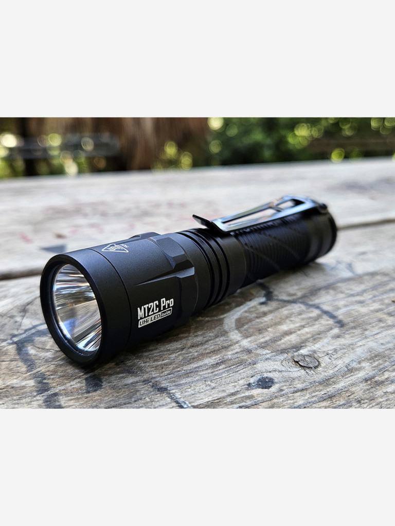 Фонарь светодиодный ручной Nitecore MT2C Pro