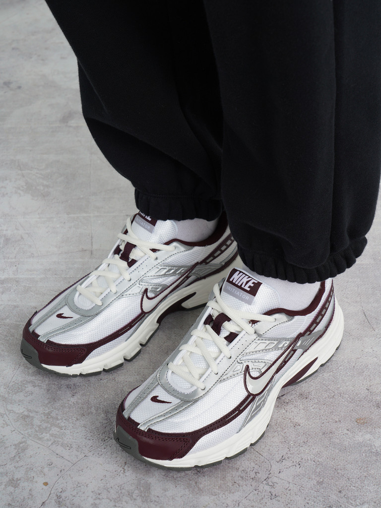 Кроссовки женские Nike Initiator