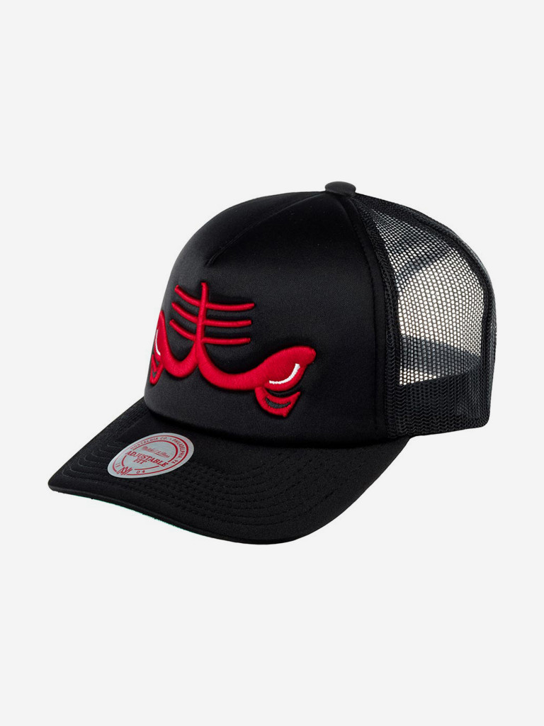 Бейсболка с сеточкой MITCHELL NESS HHSS3467-CBUYYPPPBLCK Chicago Bulls NBA (черный)