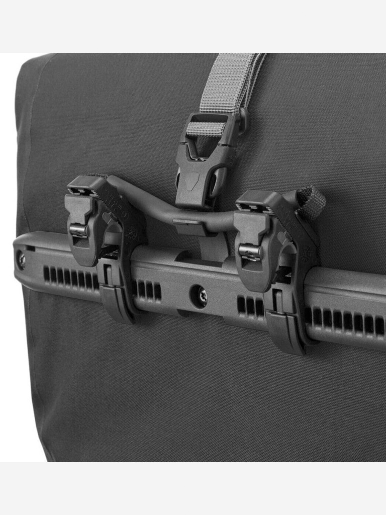 Велосумка на багажник ORTLIEB Back-Roller Plus 20 л