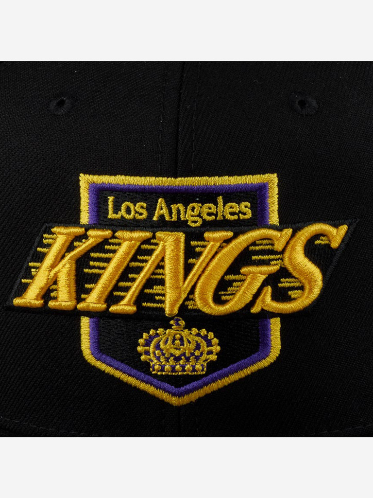 Бейсболка с прямым козырьком MITCHELL NESS 6HSSDX22015-LAKBLCK Los Angeles Kings NHL