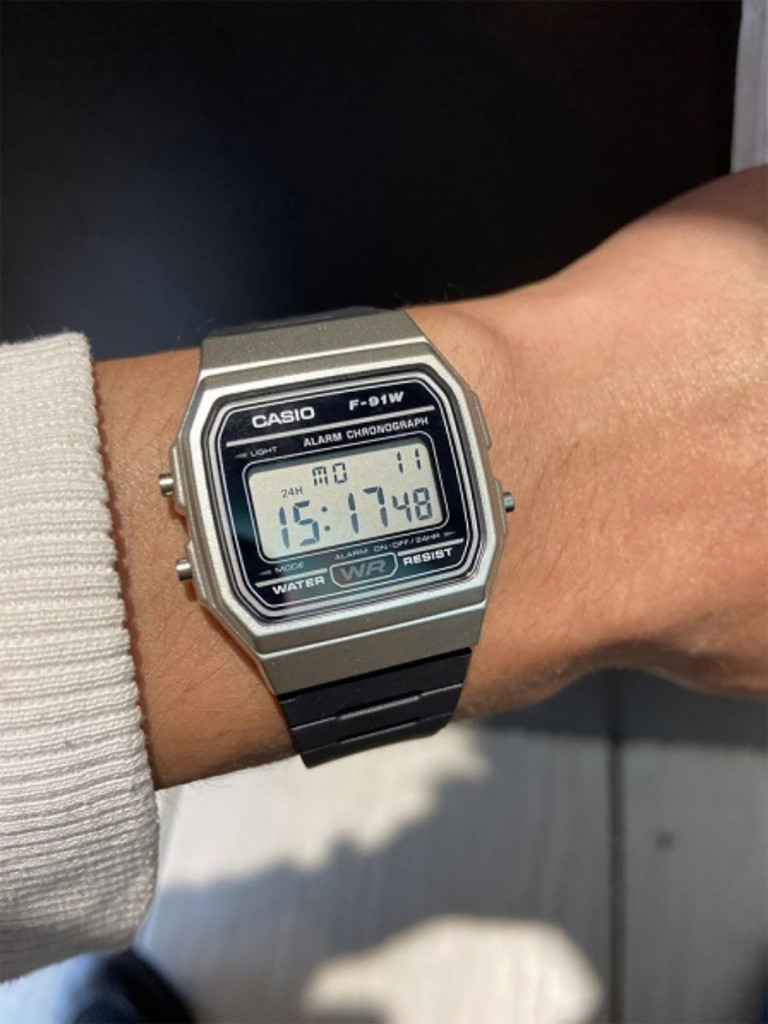 Наручные часы CASIO