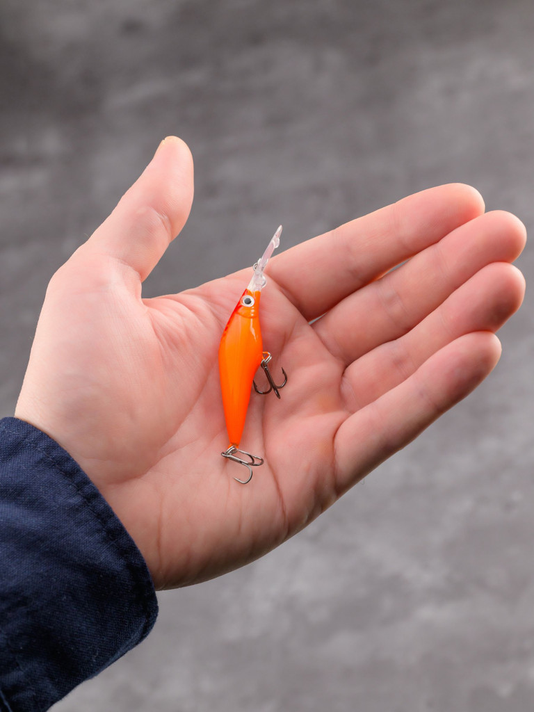 Воблер Akara Fang 50F минноу плавающий на окуня, голавля, форель 3,5гр A163