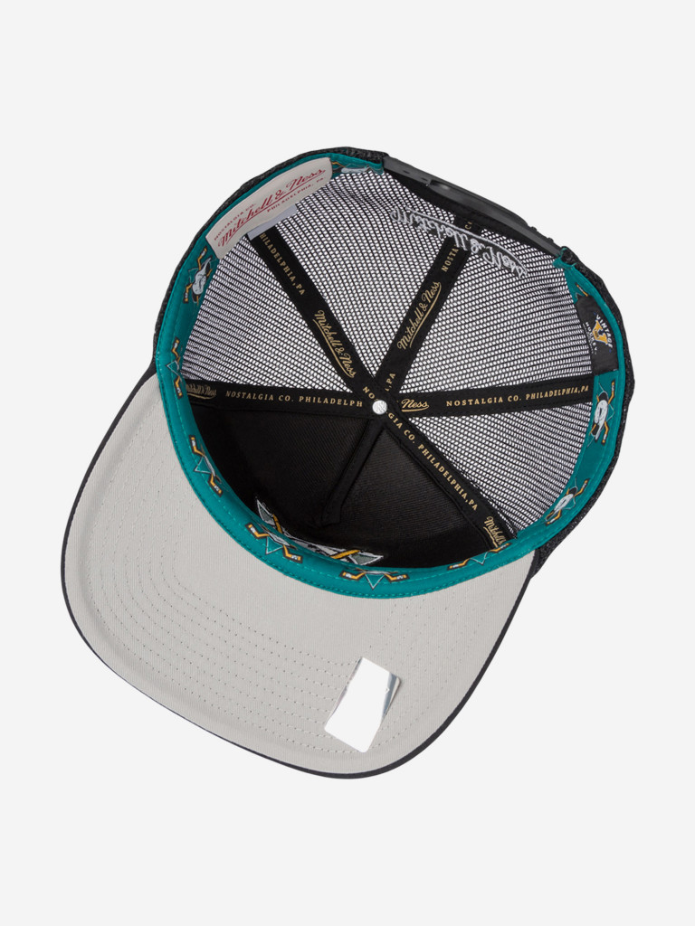 Бейсболка с сеточкой MITCHELL NESS HT11406-ADUBLCK Anaheim Ducks NHL (черный)