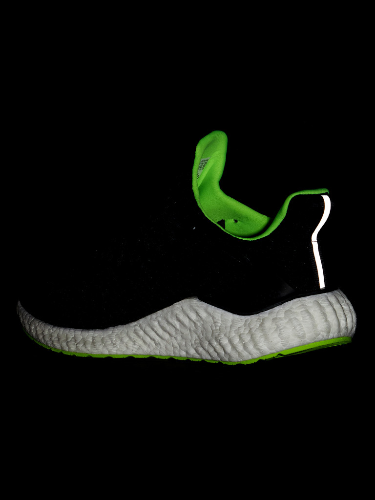 Кроссовки мужские adidas Alphaboost Shoes