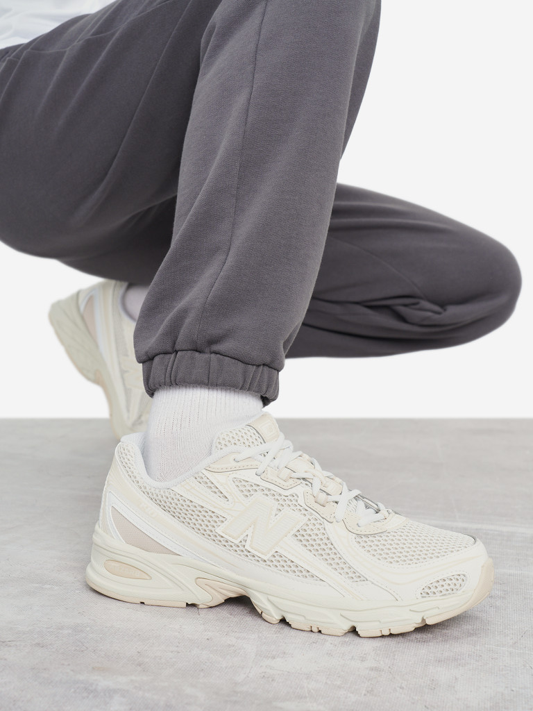 Кроссовки женские New Balance 740