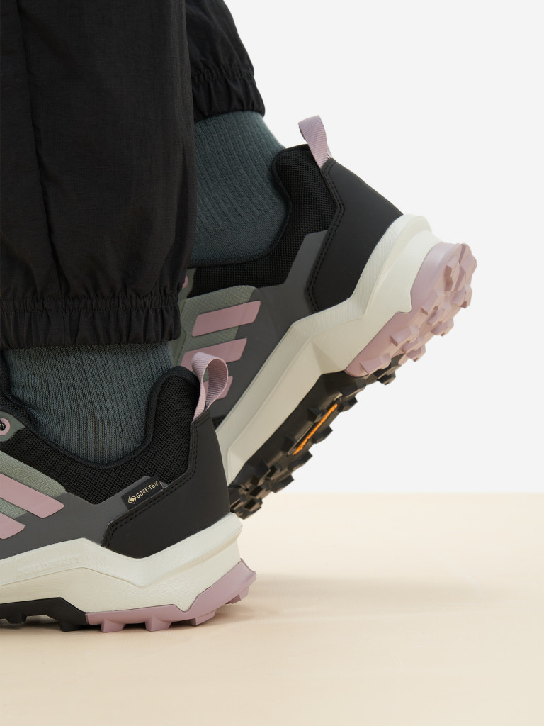 Полуботинки женские adidas Terrex AX4 GTX