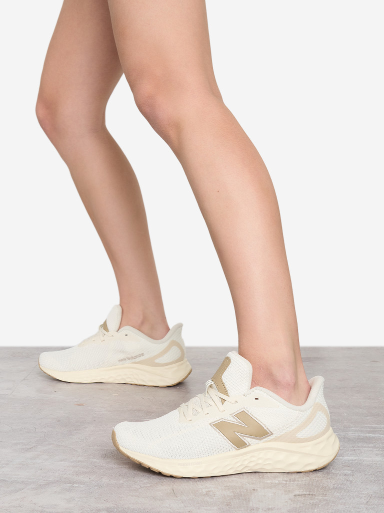 Кроссовки женские New Balance Arishi v4