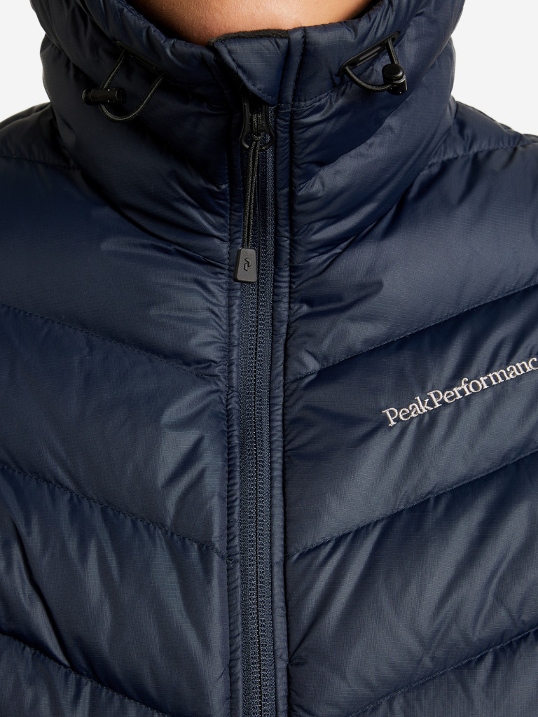 Пуховик женский Peak Performance Frost