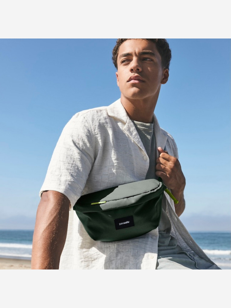 Сумка слинг антивор Pacsafe GO sling, Spruce Green, 2.5 л.