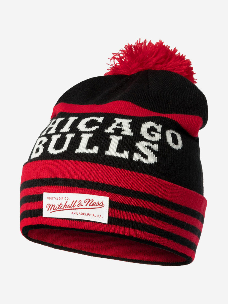 Шапка с помпоном MITCHELL NESS EU116-ONFILED-CHIB-BLK Chicago Bulls NBA