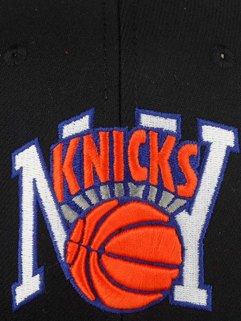 Бейсболка MITCHELL NESS HHSS6278-NYKYYPPPBLCK New York Knicks NBA (черный)