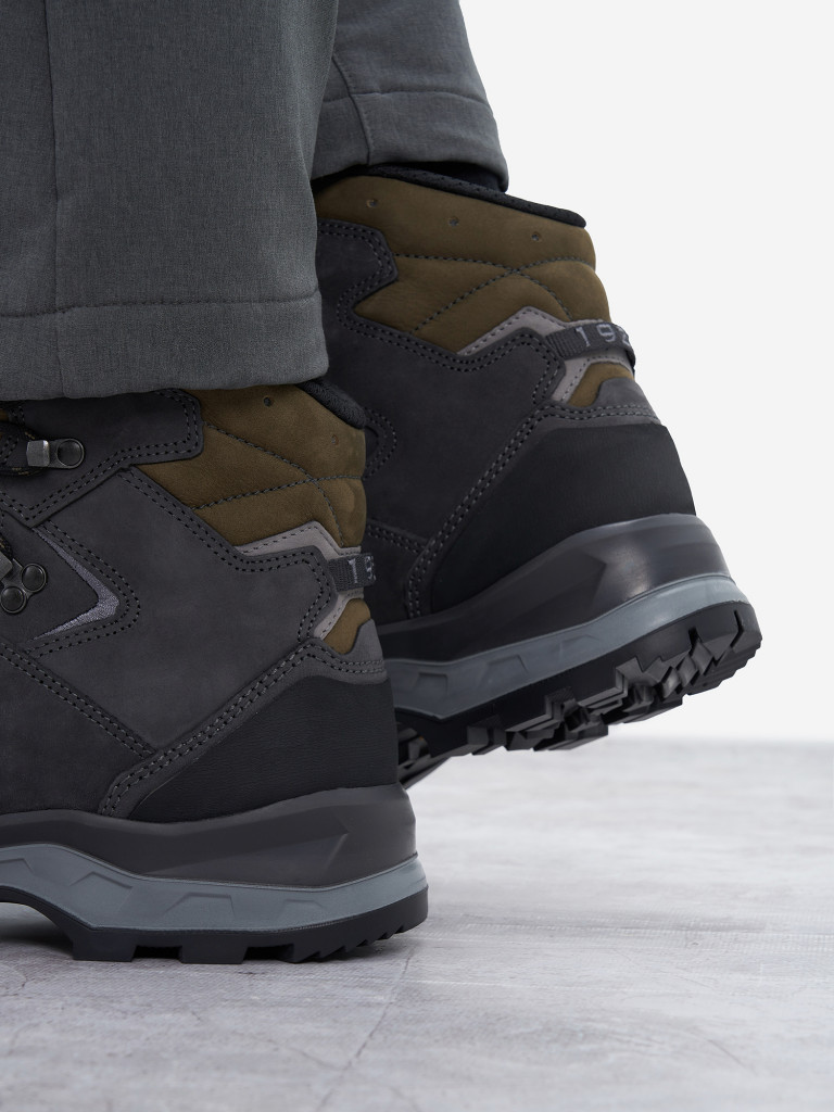 Ботинки мужские Lowa Ranger GTX